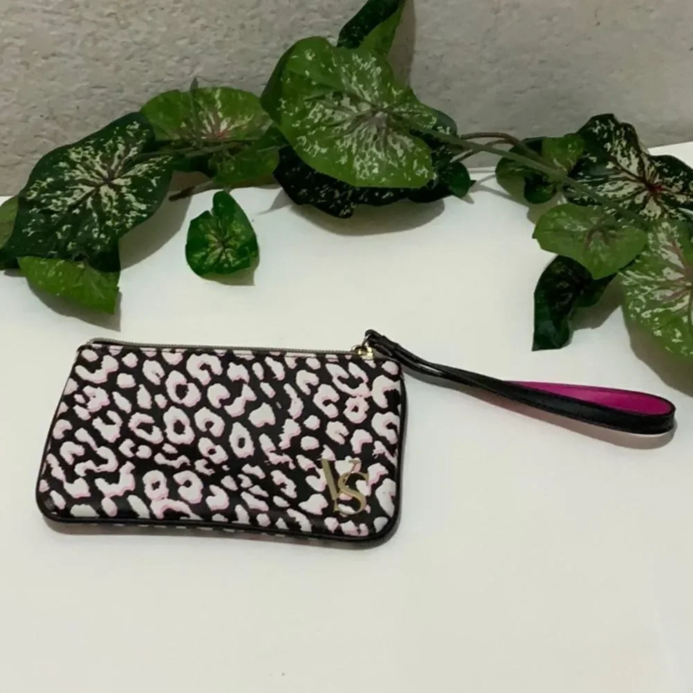 New Victoria’s Secret leopard Mini Cosmetics/ Coin Bag